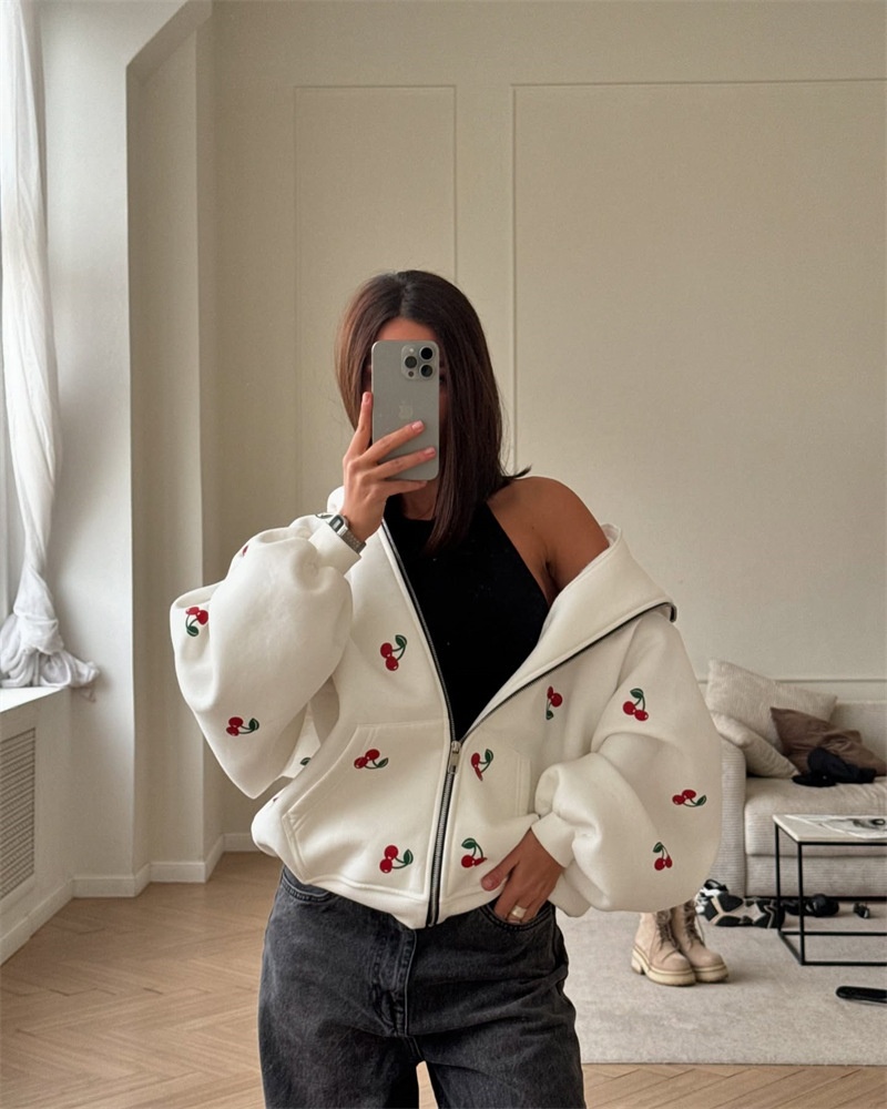 11b54678 380f 49f4 A776 B11f4c82fc9b Trans