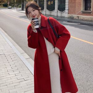loose fit, turn down collar, double faced wool coat, mid length style