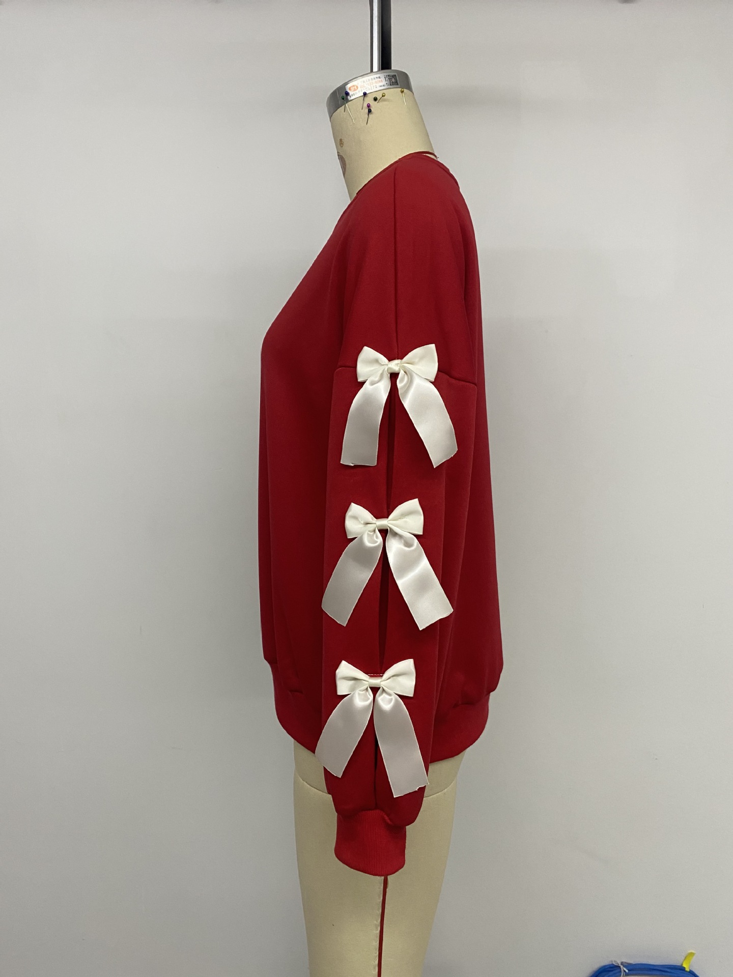 Sweet Bow Decorated Long Sleeve Sweatshirt B2b042de 95b9 46b0 A6e6 A70fb883b721